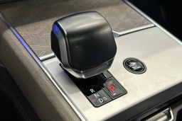 Land Rover Range Rover SV P615 LWB 2026