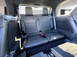 Land Rover Discovery S AWD 2026