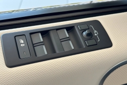 Land Rover Discovery Dynamic SE AWD 2026