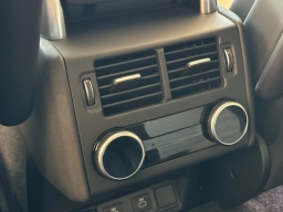 Land Rover Discovery Dynamic SE AWD 2026