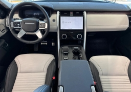 Land Rover Discovery Dynamic SE AWD 2026