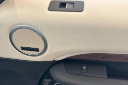 Land Rover Discovery Dynamic SE AWD 2026