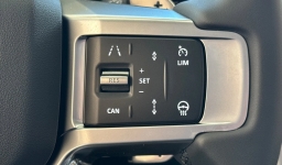 Land Rover Discovery Dynamic SE AWD 2026