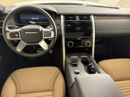 Land Rover Discovery Dynamic SE AWD 2026