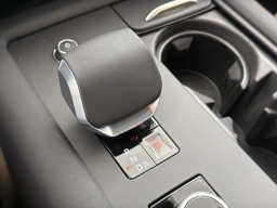 Land Rover Discovery Dynamic SE AWD 2026