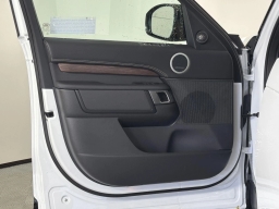 Land Rover Discovery Dynamic SE AWD 2026