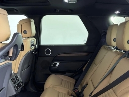 Land Rover Discovery Dynamic SE AWD 2026