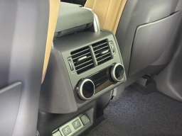 Land Rover Discovery Dynamic SE AWD 2026