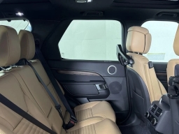 Land Rover Discovery Dynamic SE AWD 2026