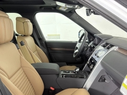 Land Rover Discovery Dynamic SE AWD 2026