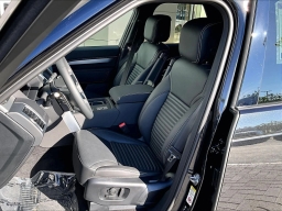 Land Rover Discovery Dynamic SE AWD 2026