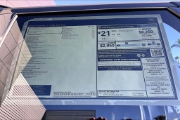 Land Rover Discovery Dynamic SE AWD 2026