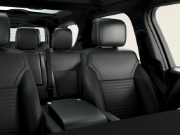 Land Rover Discovery Dynamic SE AWD 2026