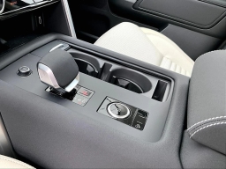 Land Rover Discovery Gemini Edition AWD 2026