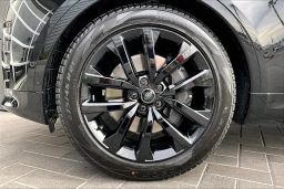 Land Rover Discovery Gemini Edition AWD 2026