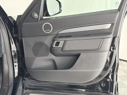 Land Rover Discovery Gemini Edition AWD 2026