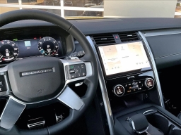 Land Rover Discovery Gemini Edition AWD 2026