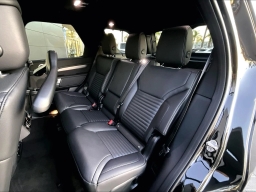 Land Rover Discovery Gemini Edition AWD 2026