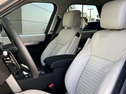 Land Rover Discovery Gemini Edition AWD 2026