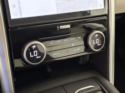 Land Rover Discovery Gemini Edition AWD 2026