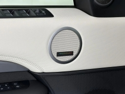 Land Rover Discovery Gemini Edition AWD 2026