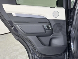 Land Rover Discovery Gemini Edition AWD 2026