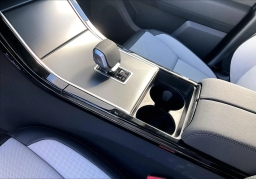 Land Rover Range Rover Velar S P250 2026