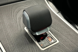 Land Rover Range Rover Velar Dynamic SE P250 2026