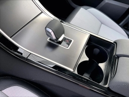 Land Rover Range Rover Velar Dynamic SE P250 2026