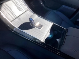 Land Rover Range Rover Velar Dynamic SE P250 2026