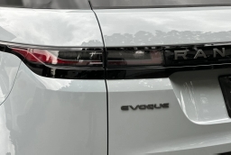 Land Rover Range Rover Evoque Core S AWD 2026