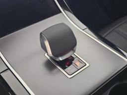 Land Rover Range Rover Evoque Core S AWD 2026