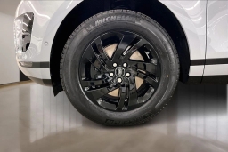 Land Rover Range Rover Evoque Core S AWD 2026