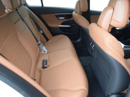 Mercedes-Benz C-Class C 300 4MATIC Sedan 2026