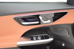 Mercedes-Benz C-Class C 300 4MATIC Sedan 2026