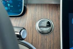 Mercedes-Benz C-Class C 300 4MATIC Sedan 2026