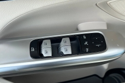 Mercedes-Benz C-Class C 300 4MATIC Sedan 2026