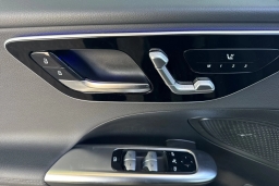 Mercedes-Benz C-Class C 300 4MATIC Sedan 2026