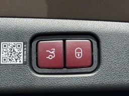 Mercedes-Benz E-Class E 350 RWD Sedan 2026