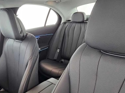 Mercedes-Benz E-Class E 350 4MATIC Sedan 2025