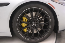 Mercedes-Benz SL AMG SL 63 Roadster 2026