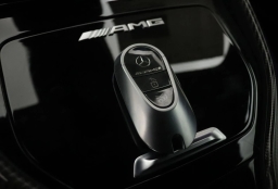 Mercedes-Benz SL AMG SL 63 Roadster 2026