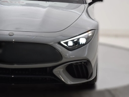 Mercedes-Benz SL AMG SL 63 Roadster 2026