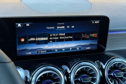 Mercedes-Benz GLB GLB 250 SUV 2026