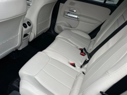 Mercedes-Benz GLB GLB 250 SUV 2026