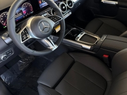 Mercedes-Benz GLB GLB 250 SUV 2026