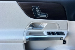 Mercedes-Benz GLB GLB 250 SUV 2026