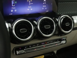 Mercedes-Benz GLB GLB 250 SUV 2026