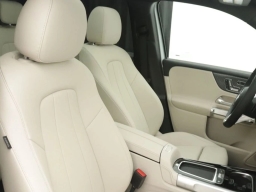 Mercedes-Benz GLB GLB 250 SUV 2026