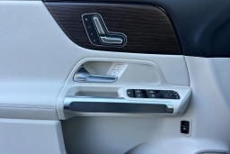 Mercedes-Benz GLB GLB 250 SUV 2026